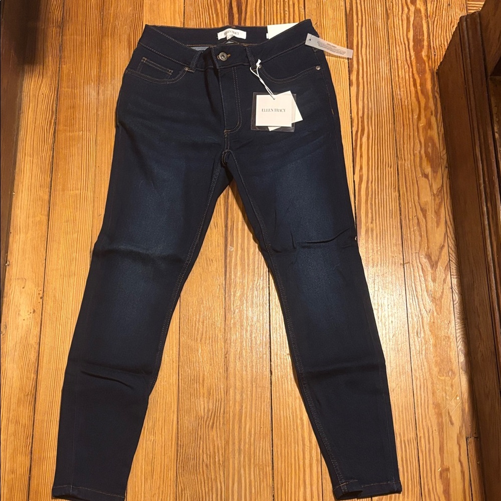 Ellen Tracy classic mid rise skinny jeans size 6/28 NWT
